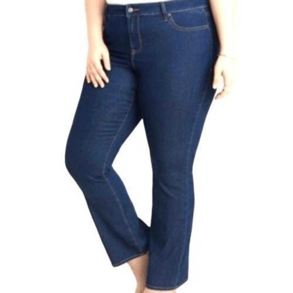Old‎ Navy Mid Rise Curvy Women's Jeans Size 14 Nwot